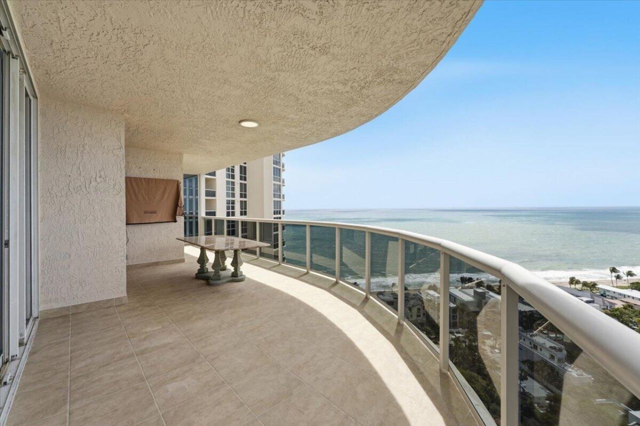 3100 N Ocean Boulevard, Unit 2208, Fort Lauderdale, FL 33308 Photo