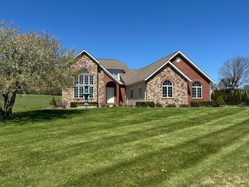 12037 Bolen Road NE, Newark, OH 43055 Photo 2