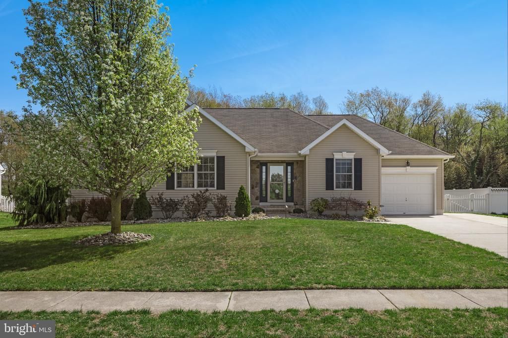 1279 Livia Lane, Vineland, NJ 08360 Main Photo