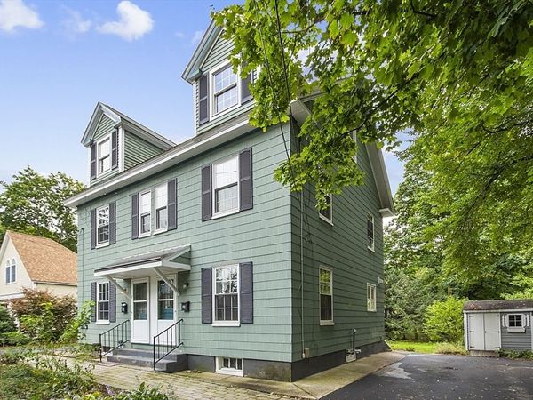 21 Bedford Ct, Unit 21, Concord, MA 01742