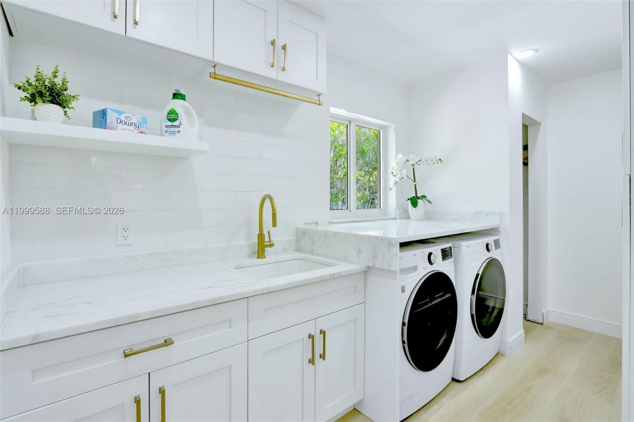 1050 SE 5th Ct , Pompano Beach, FL 33060 Photo