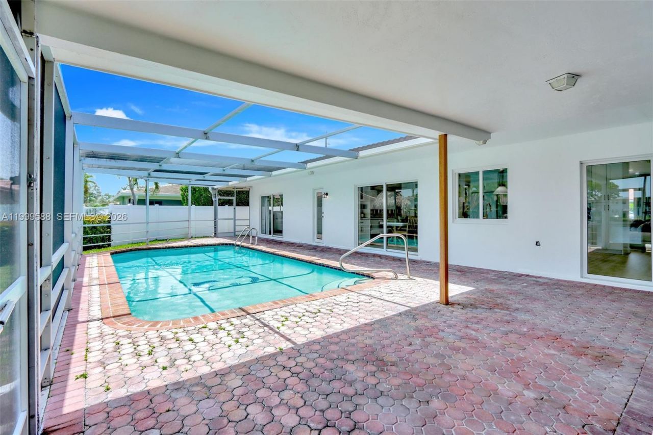 1050 SE 5th Ct , Pompano Beach, FL 33060 Photo