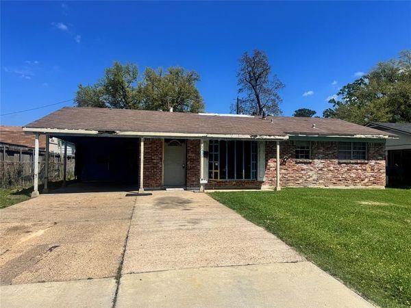 3442 Woodhaven Lane, Shreveport, LA 71108