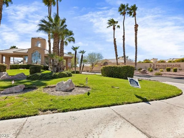 472 Fallwood Lane, Las Vegas, NV 89107