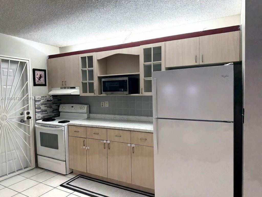 7440 SW 22nd St, Unit 1, Miami, FL 33155 Photo