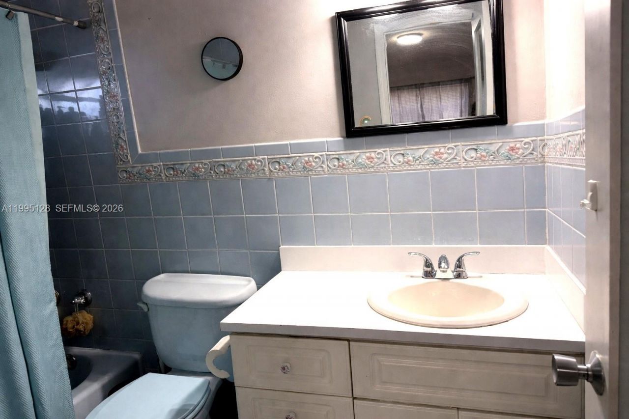 7440 SW 22nd St, Unit 1, Miami, FL 33155 Photo