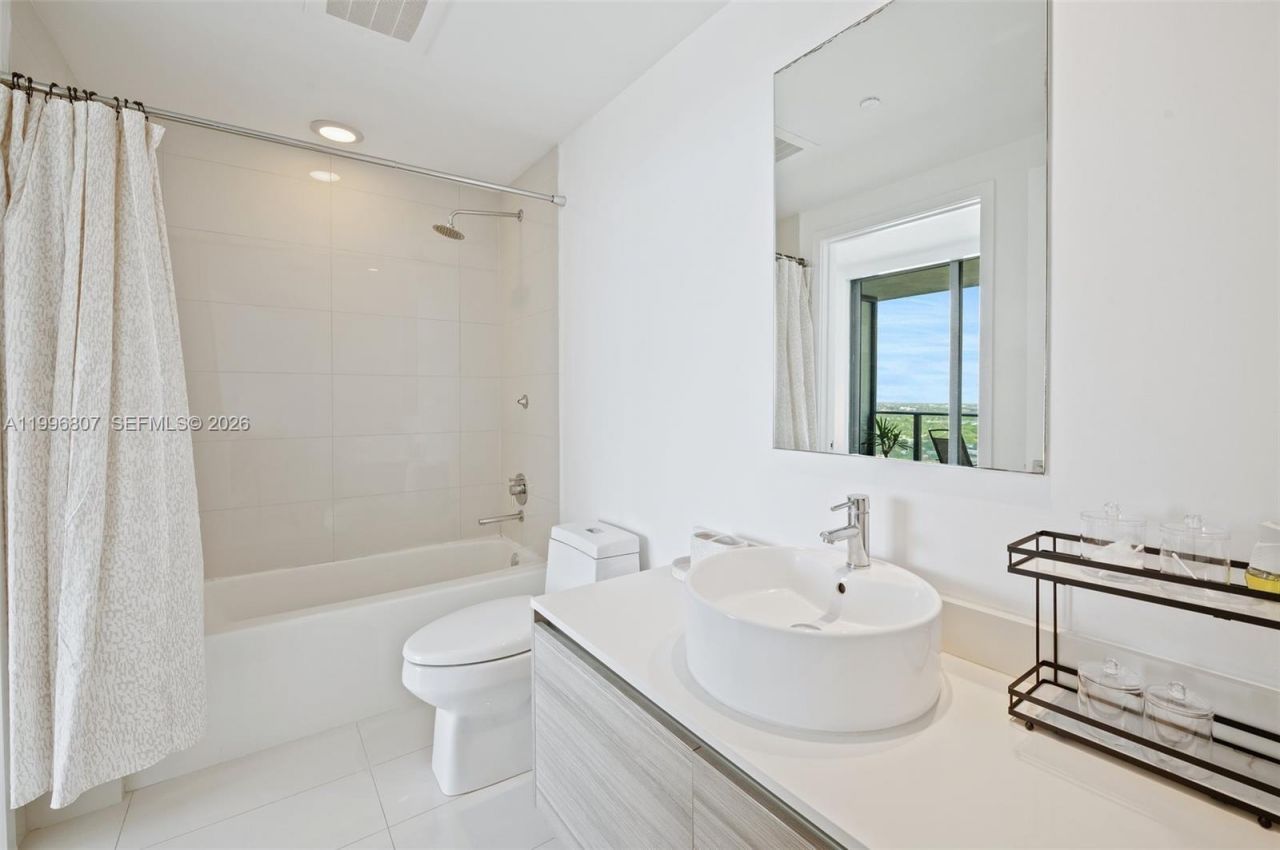 121 NE 34th St, Unit 2314, Miami, FL 33137 Photo