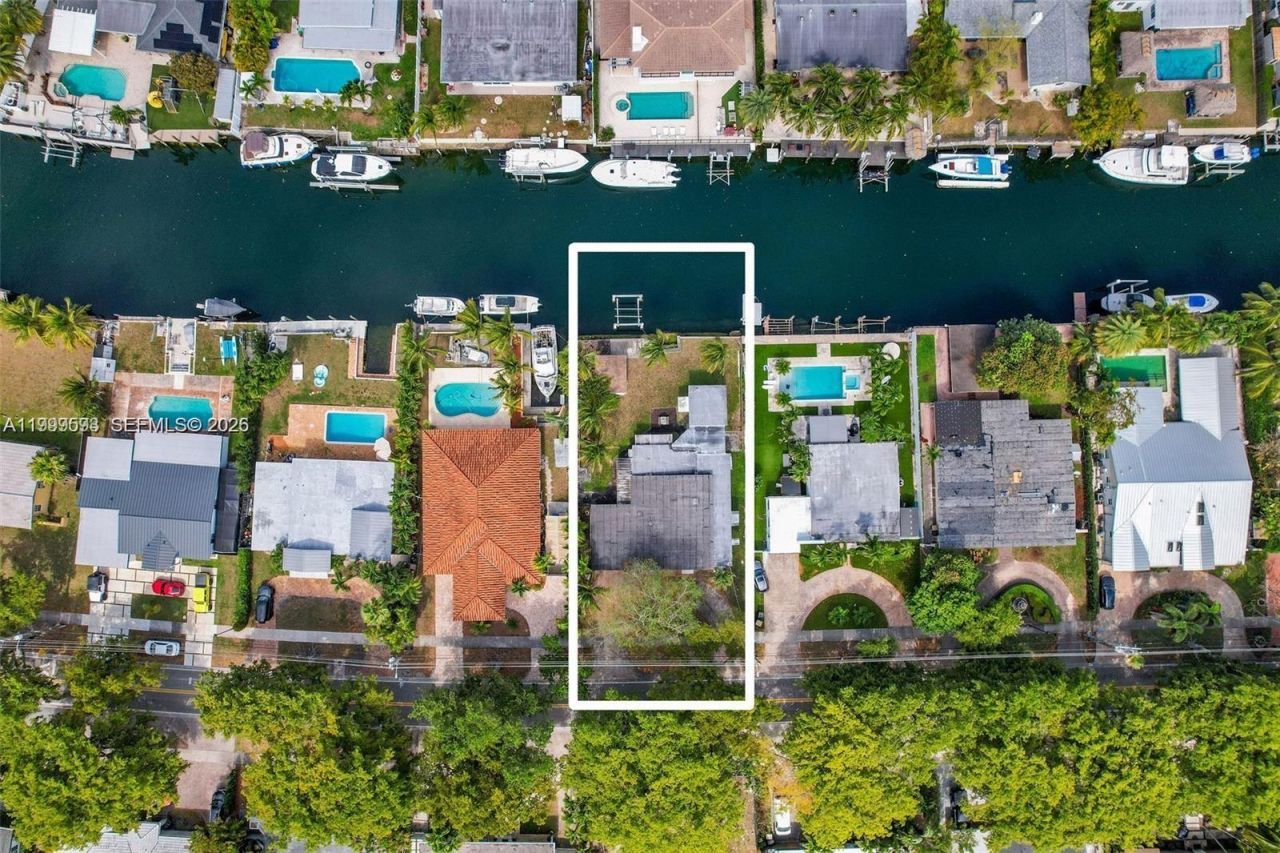 1925 Keystone Blvd , North Miami, FL 33181 Photo