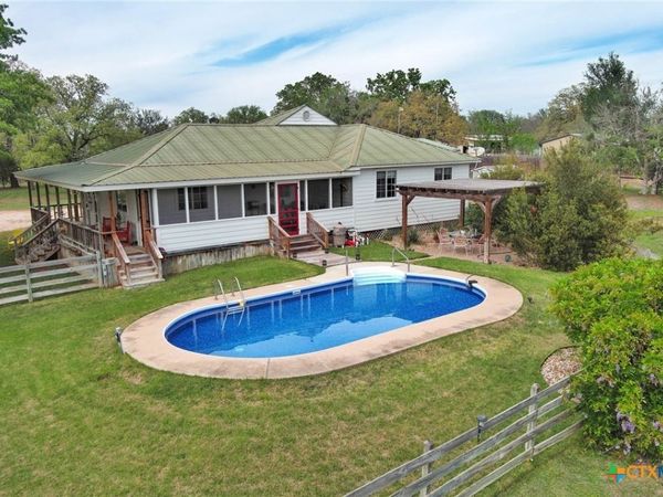 358 Lower Red Rock Road , Bastrop, TX 78602