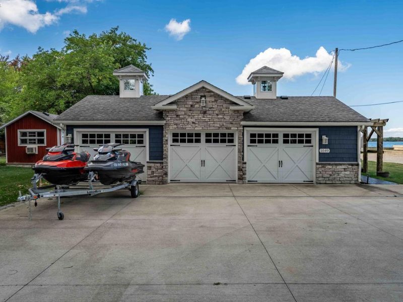 1049 SR 357, Put in Bay, OH 43456 Photo 2
