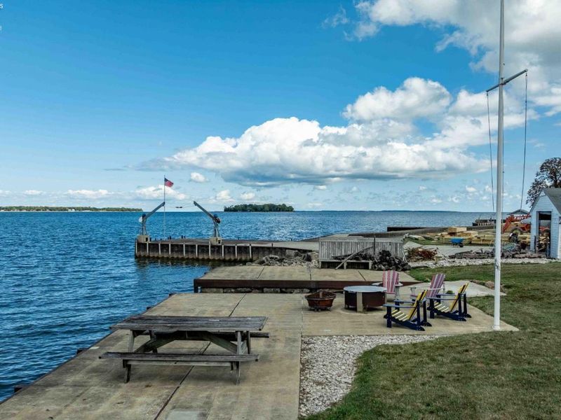 1049 SR 357, Put in Bay, OH 43456 Photo 9