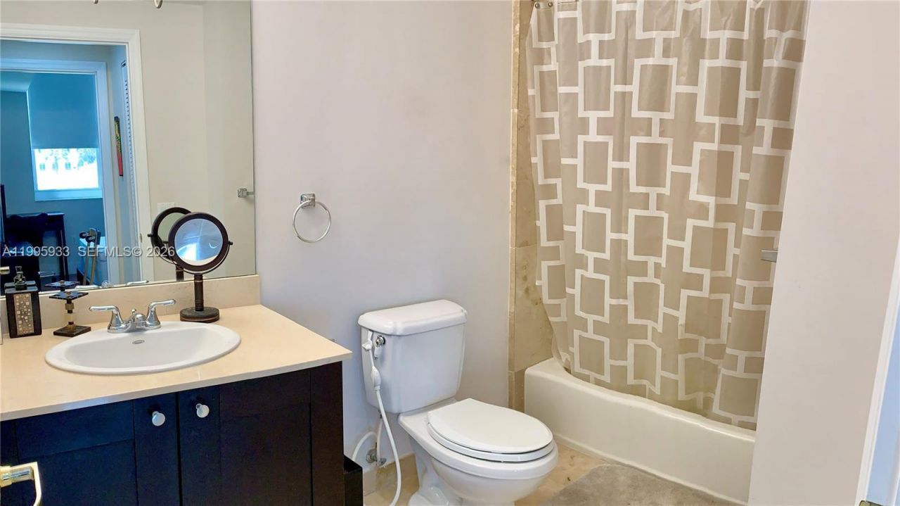 4100 Salzedo St, Unit 717, Coral Gables, FL 33146 Photo