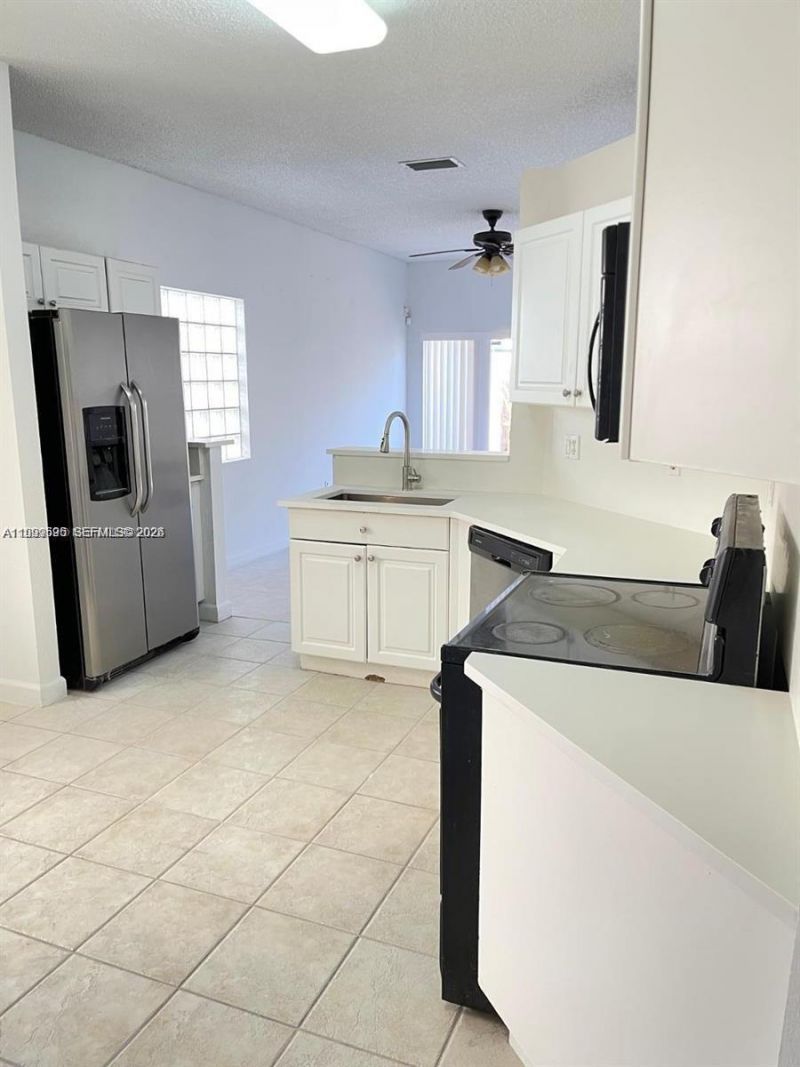 8784 SW 213th Ln, Cutler Bay, FL 33189 Photo