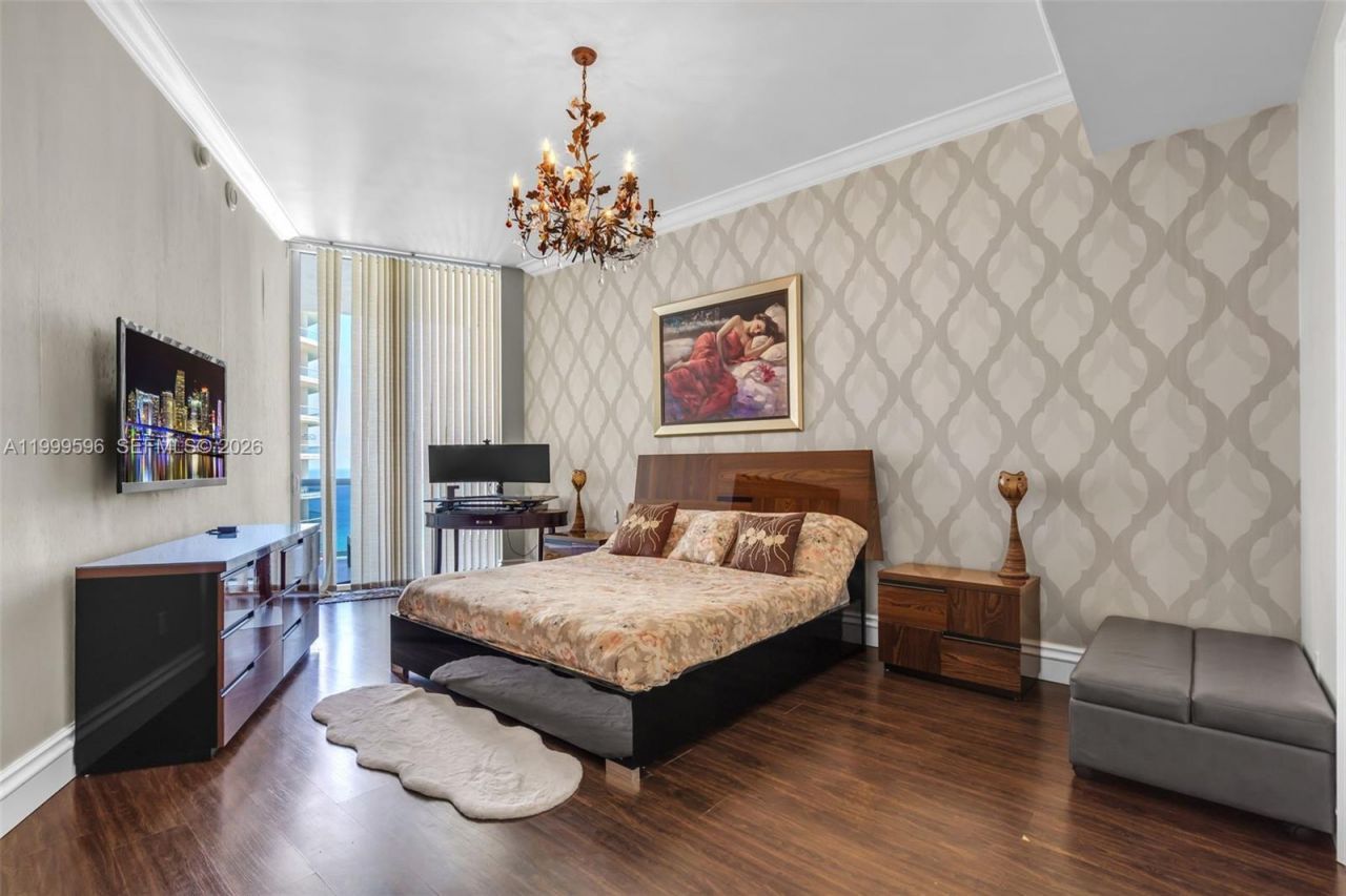 16001 Collins Ave, Unit 3203, Sunny Isles Beach, FL 33160 Photo