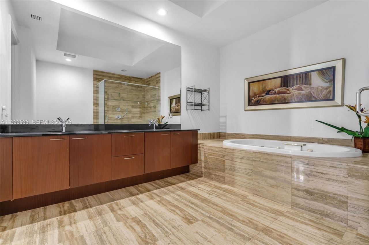 16001 Collins Ave, Unit 3203, Sunny Isles Beach, FL 33160 Photo