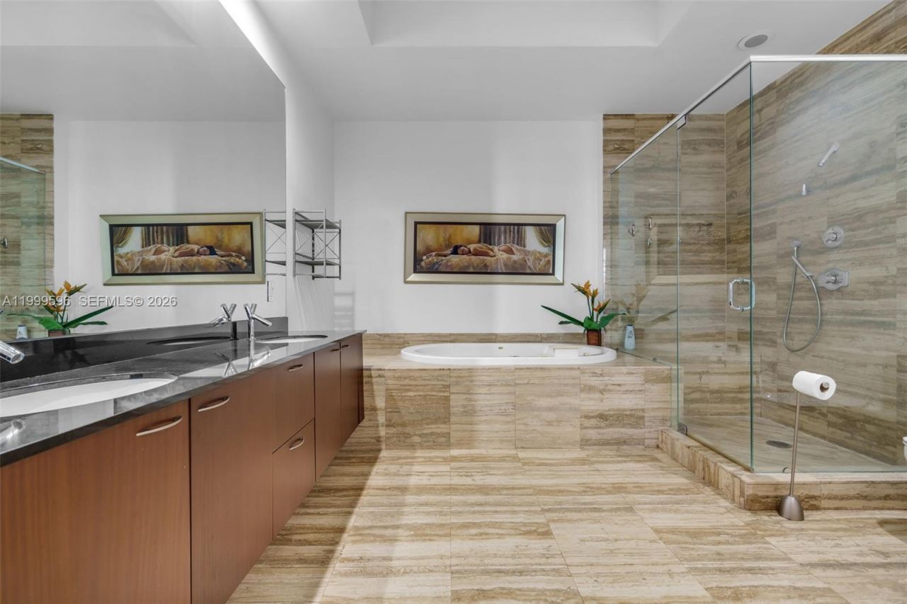 16001 Collins Ave, Unit 3203, Sunny Isles Beach, FL 33160 Photo