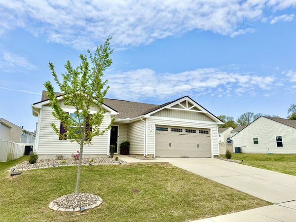3056 Dartmoor Pl, White House, TN 37188