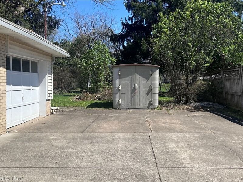 319 Summit Avenue, Niles, OH 44446 Photo 29