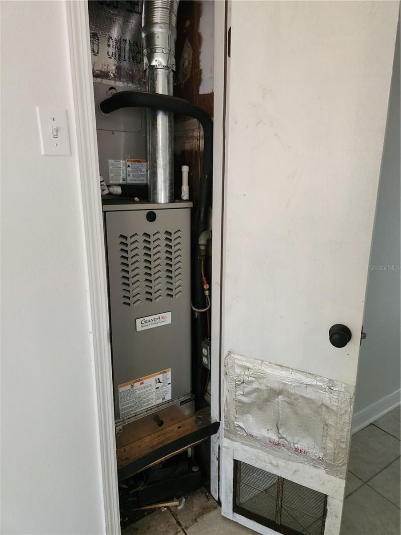 2822 NE 16th Drive, Gainesville, FL 32609 Photo