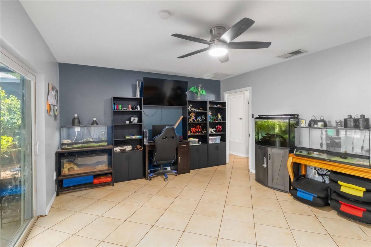 2935 Forest Circle, Seffner, FL 33584 Photo