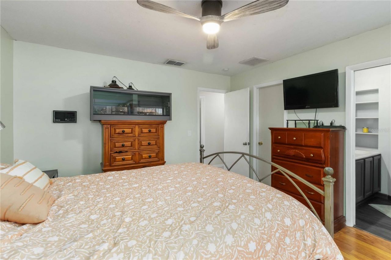2935 Forest Circle, Seffner, FL 33584 Photo