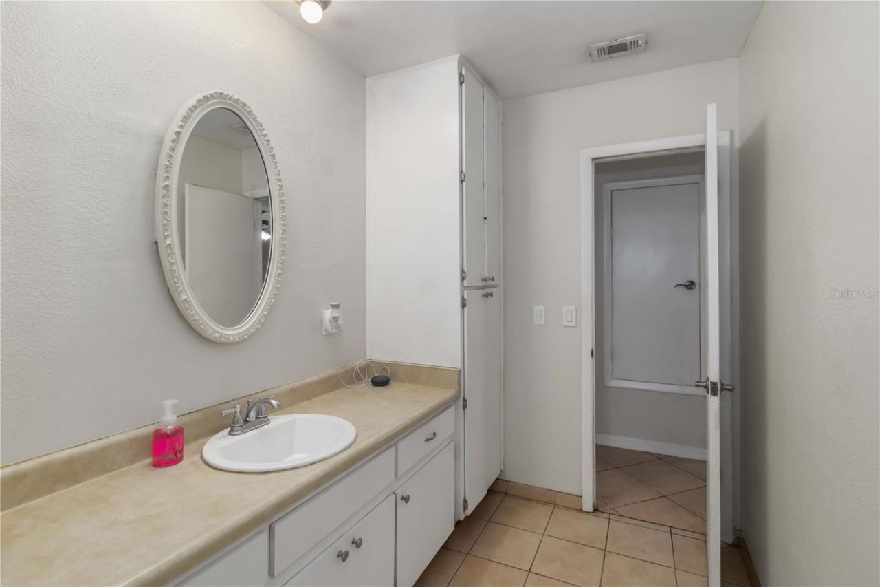 2935 Forest Circle, Seffner, FL 33584 Photo