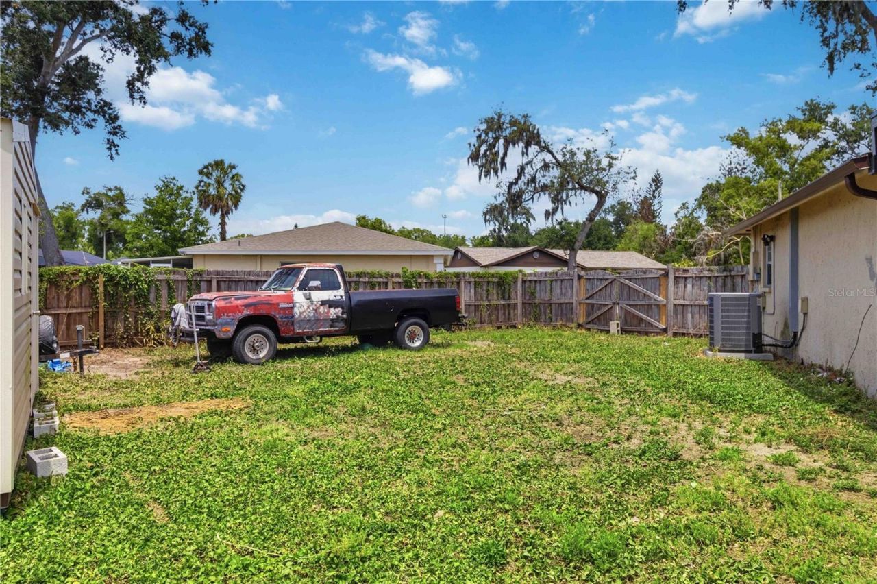 2935 Forest Circle, Seffner, FL 33584 Photo