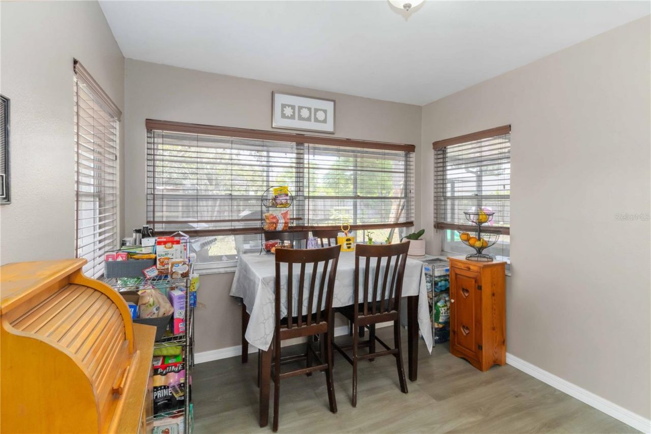 2935 Forest Circle, Seffner, FL 33584 Photo