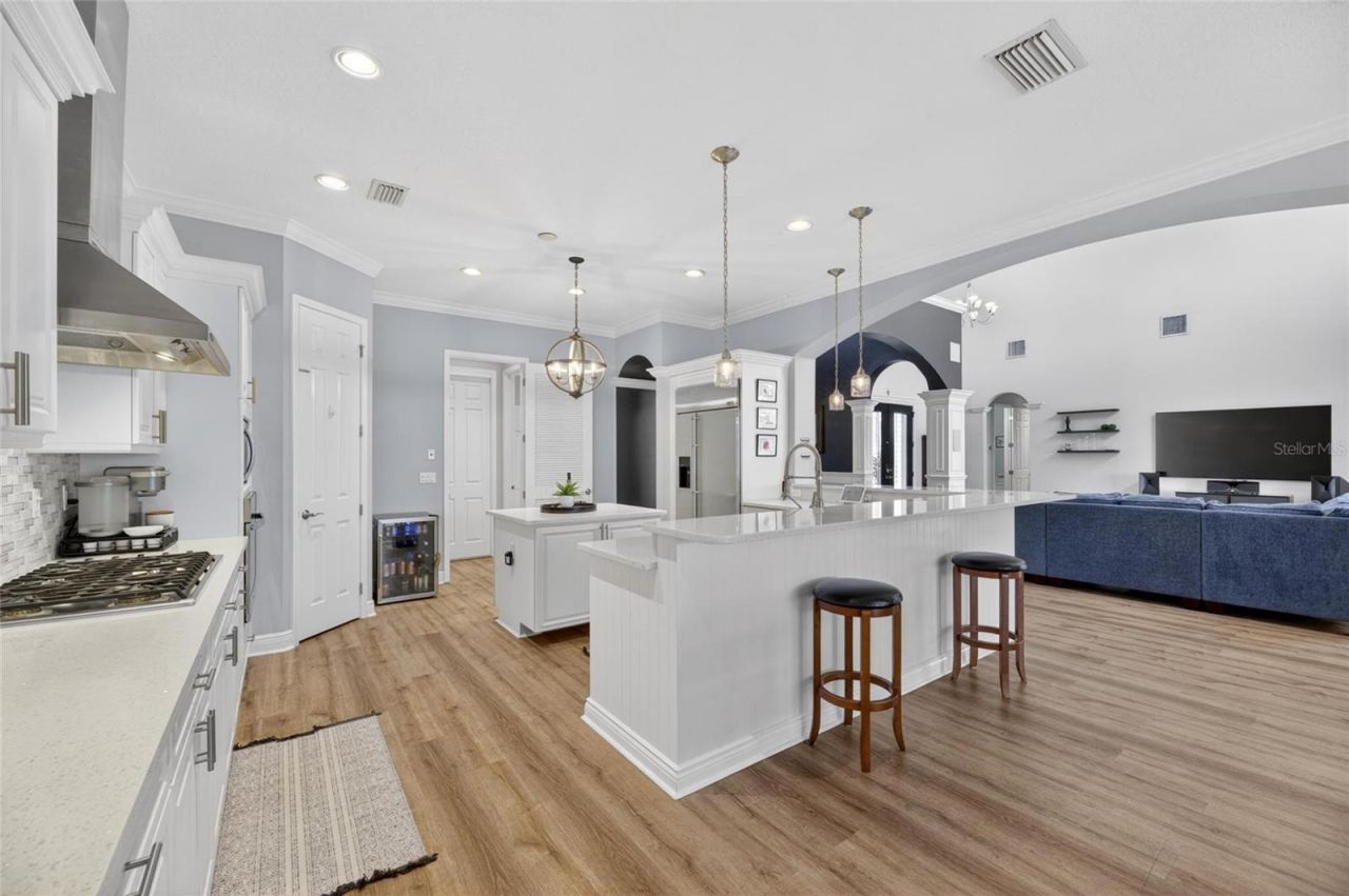 613 Balibay Road, Apollo Beach, FL 33572 Photo