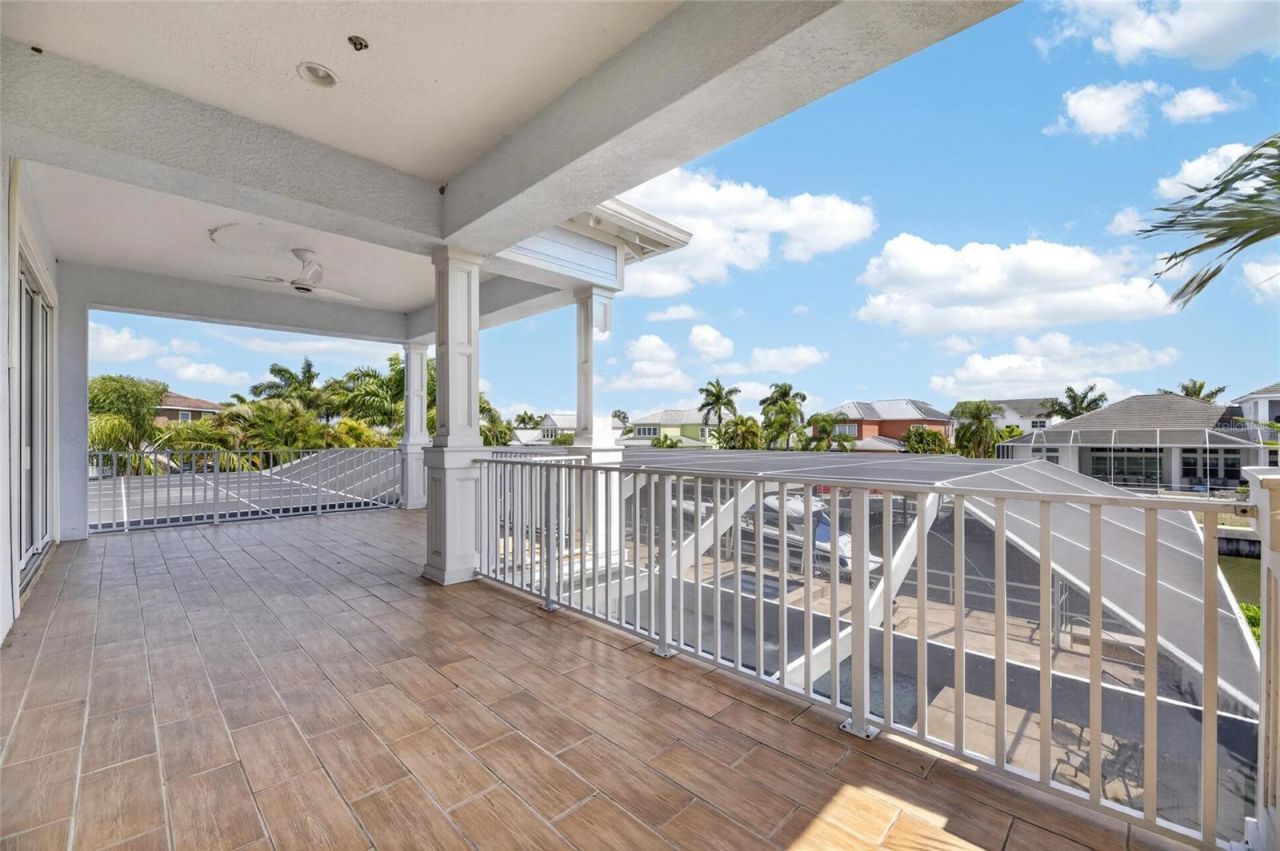 613 Balibay Road, Apollo Beach, FL 33572 Photo