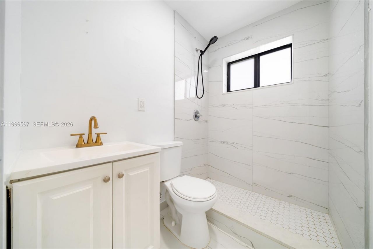 2401 SW 45th Ave, Fort Lauderdale, FL 33317 Photo