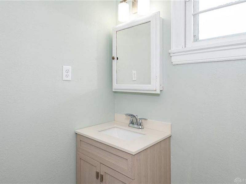 1121 Colwick Drive, Dayton, OH 45420 Photo 16