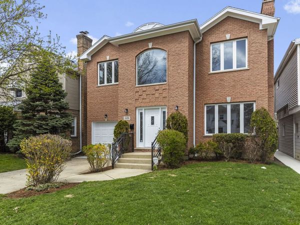 5138 Morse Avenue , Skokie, IL 60077