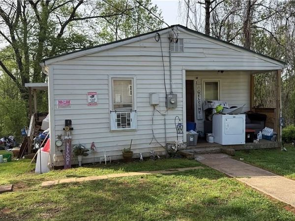 205 Mathis Street , Jonesville, NC 28642