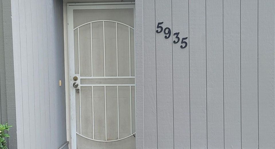 5935 Bamford Dr, Sacramento, CA 95823 Photo