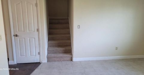 5935 Bamford Dr, Sacramento, CA 95823 Photo