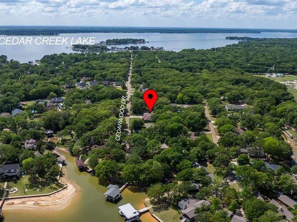231 Cedarwood Drive, Enchanted Oaks, TX 75156