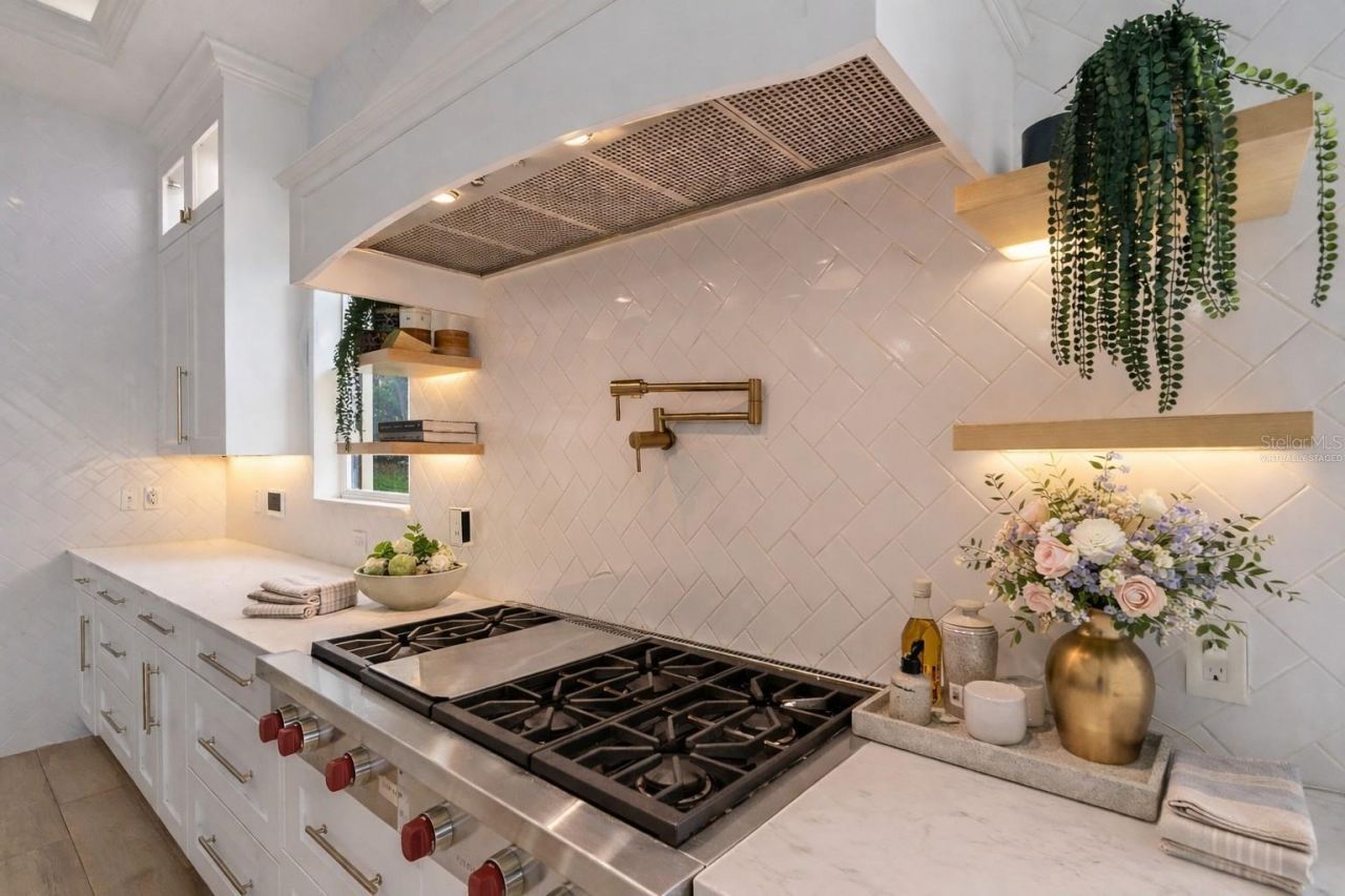 8241 Cass Road, Zephyrhills, FL 33540 Photo