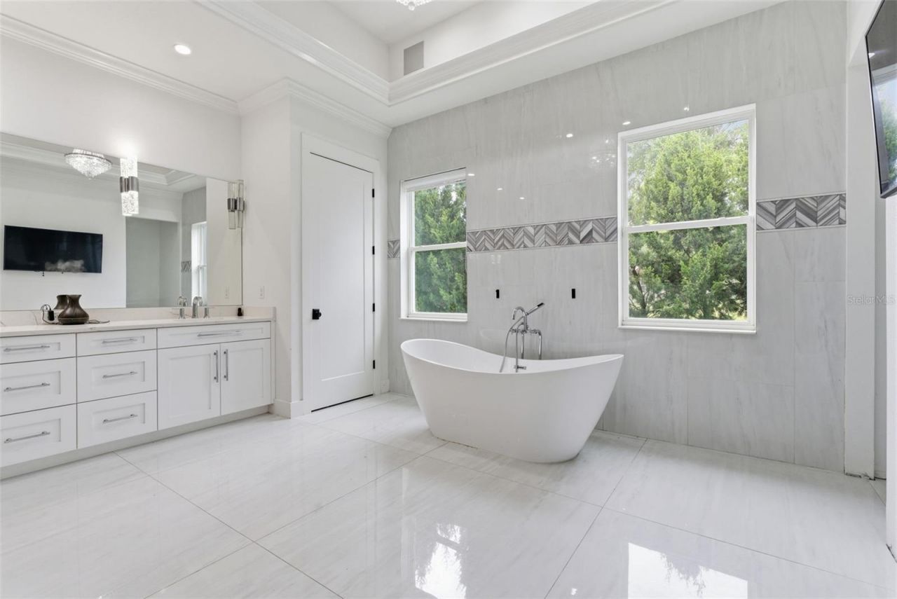 8241 Cass Road, Zephyrhills, FL 33540 Photo