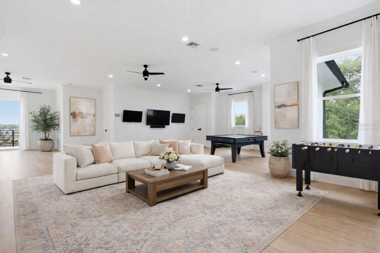 8241 Cass Road, Zephyrhills, FL 33540 Photo