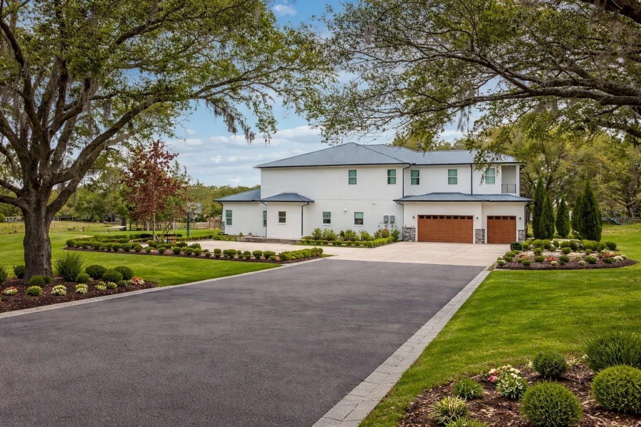 8241 Cass Road, Zephyrhills, FL 33540 Photo