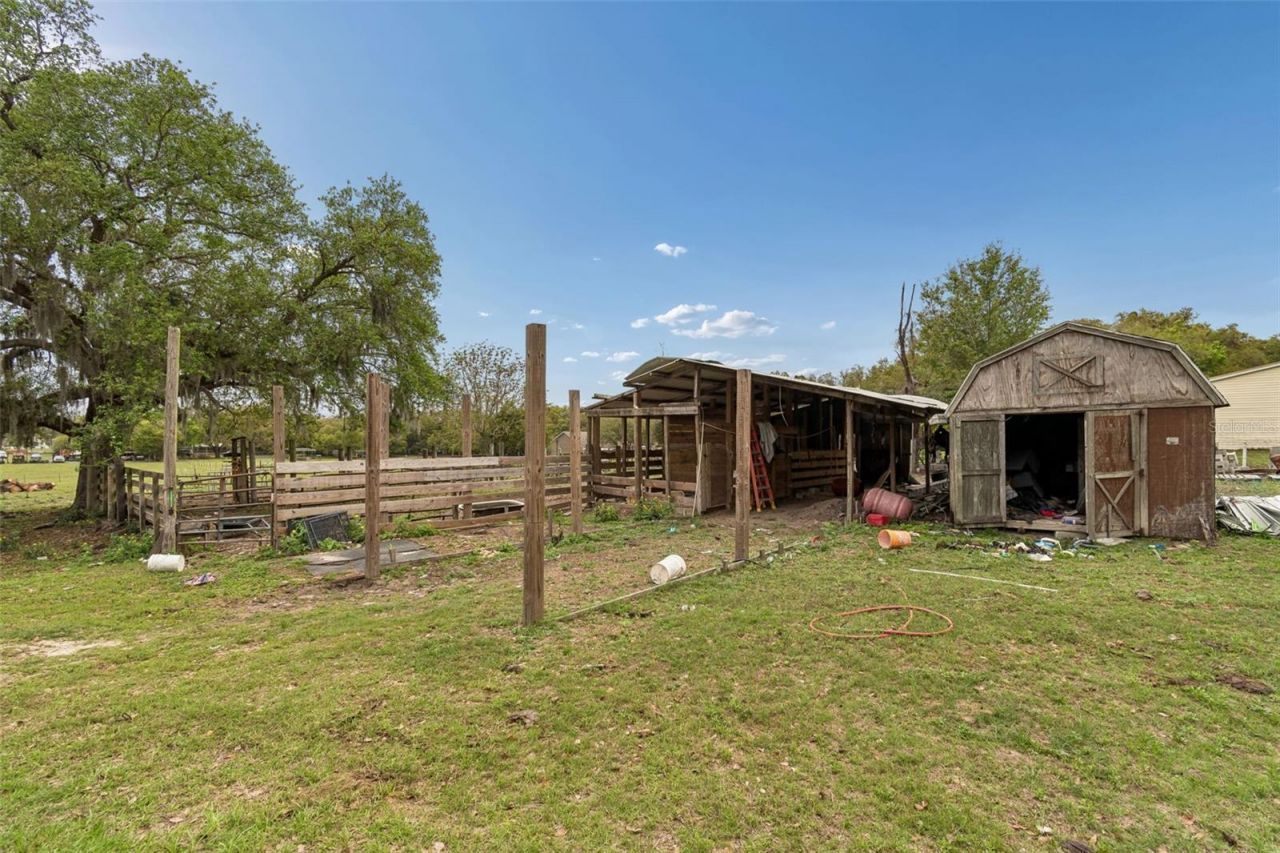 8241 Cass Road, Zephyrhills, FL 33540 Photo