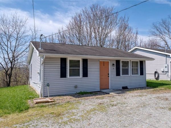 249 Washington Rd., Unit 3, Waynesburg, PA 15370