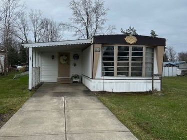 110 Bush Gardens, Marilla, NY 14004