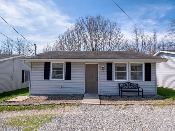 249 Washington Rd., Unit 4, Waynesburg, PA 15370