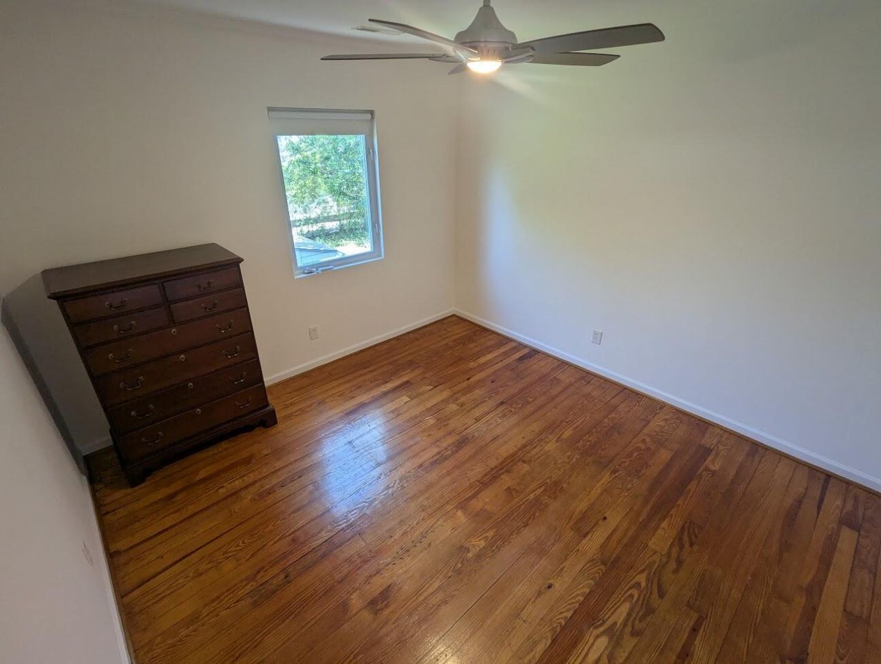 21 Hester Street Photo 22