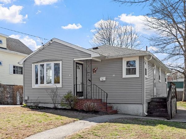 28 Hibiscus Ave, Waltham, MA 02451