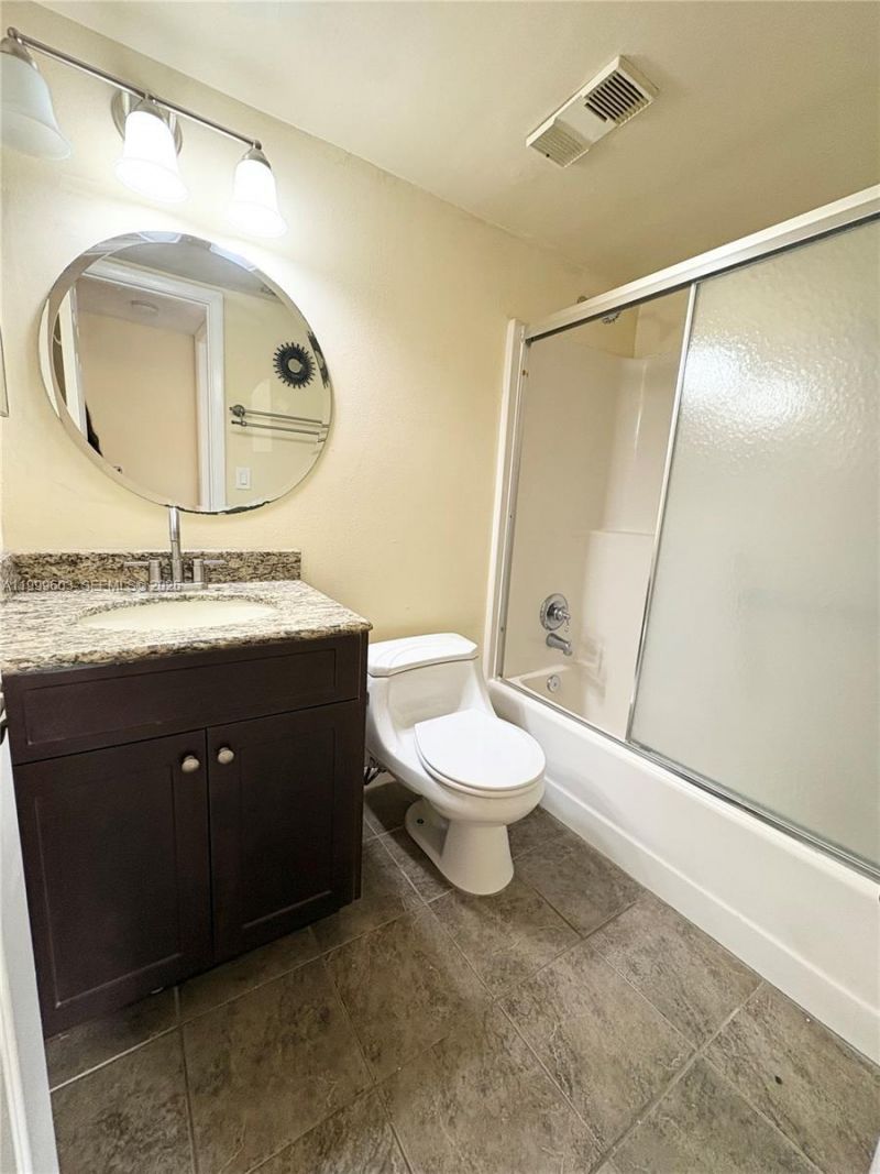 21904 Lake Forest Cir, Unit 203, Boca Raton, FL 33433 Photo