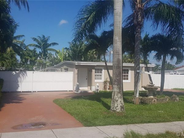 9841 SW 48th St , Unit 1, Miami, FL 33165