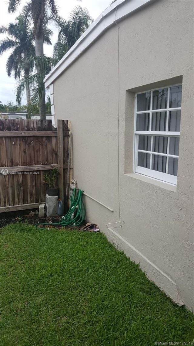 9841 SW 48th St, Unit 1, Miami, FL 33165 Photo